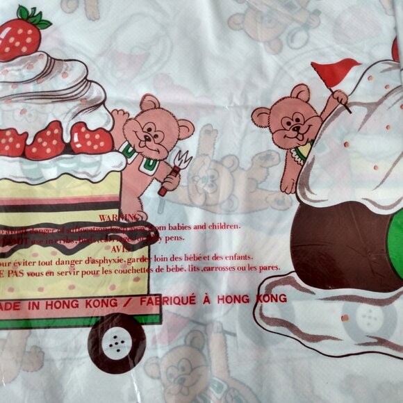 Vintage Plastic Tablecloth Bears Dessert 54x72 Woolworth's NIP Made in Hong Kong - Picture 12 of 13